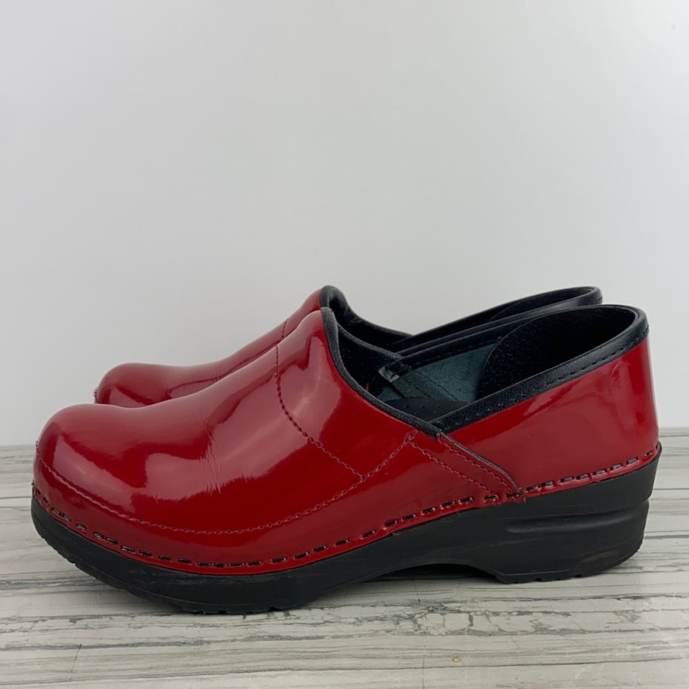 SANITA CLOG